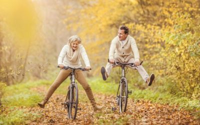 Healthy Aging in Autumn: Tips for Staying Active as the Weather Cools